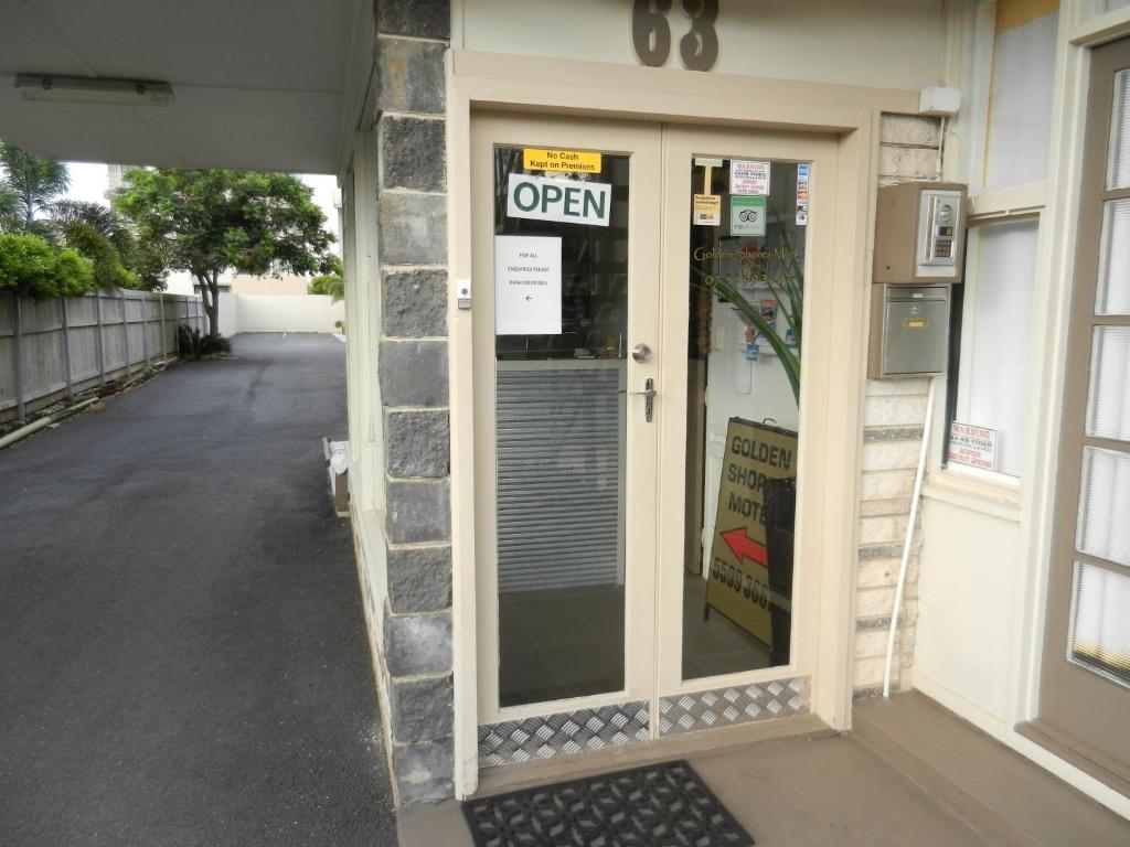 Golden Shores Motel Bilinga Exterior foto
