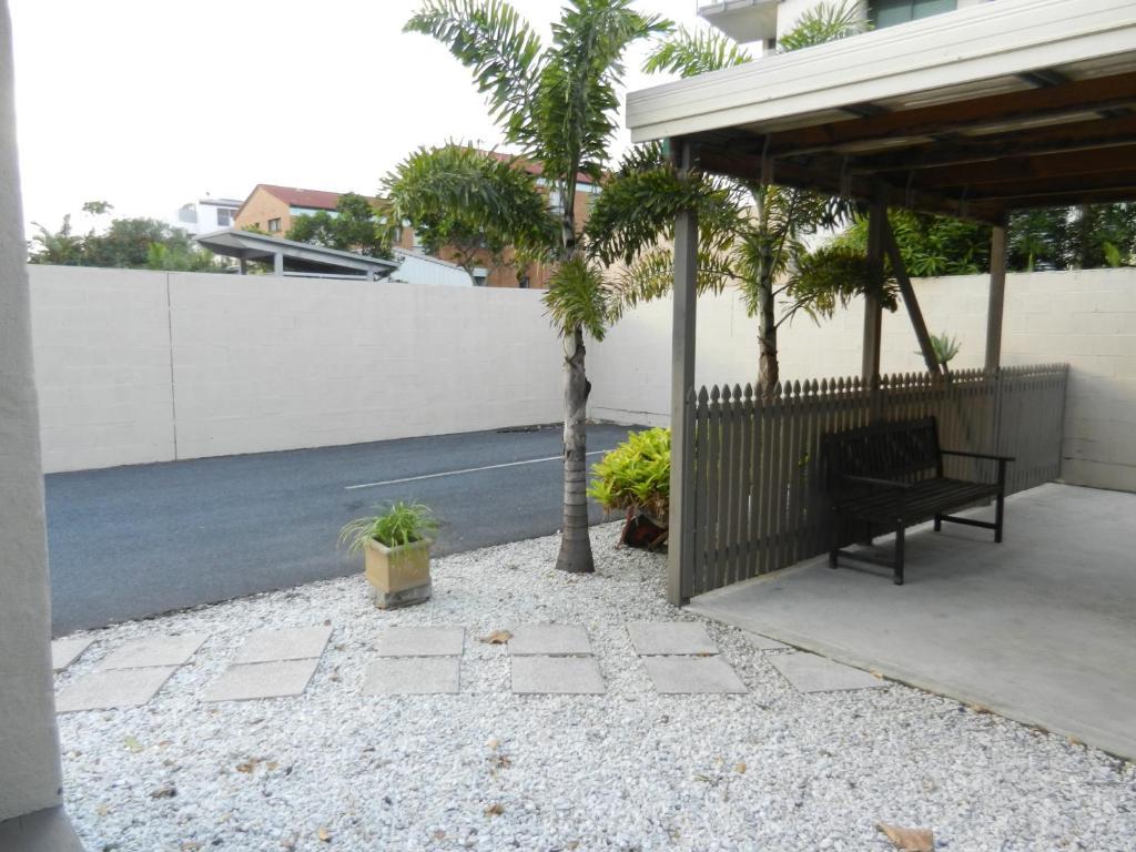 Golden Shores Motel Bilinga Exterior foto